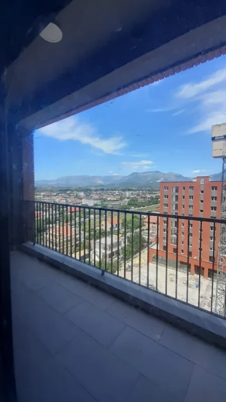 Tirane, shitet apartament 1+1 Kati 8, 6.500.000 € 