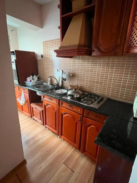 Tirane, jepet me qera apartament 2+1 Kati 3, 78 m² 500 € 