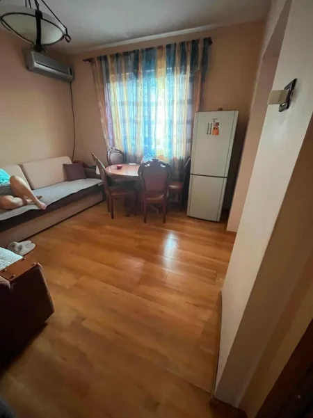 Tirane, jepet me qera apartament 2+1 Kati 3, 78 m² 500 € 