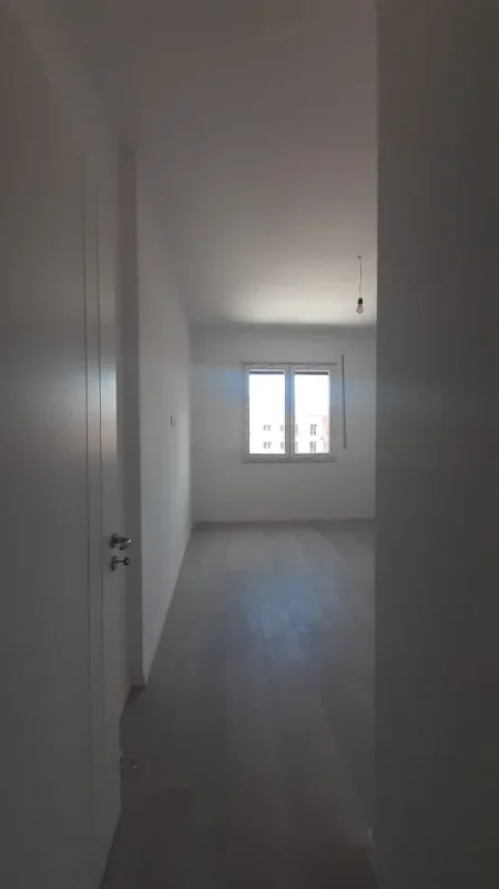 Tirane, shitet apartament 2+1 Kati 8, 92 m² 88.000 € 