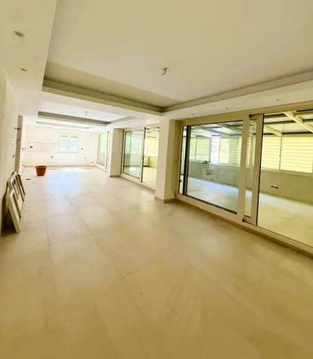 Tirane, shitet apartament 2+1+Aneks+Ballkon Kati 2, 132 m² 410.000 € (Shallvaret)