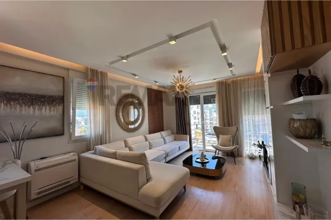 Tirane, shitet apartament , 122 m² 350.000 € 