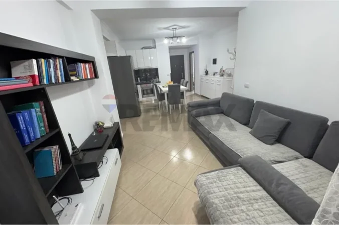 Tirane, shitet apartament , 112 m² 185.000 € 