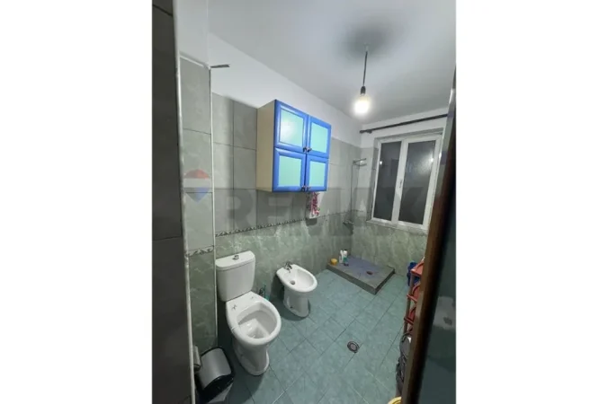 Tirane, shitet apartament , 112 m² 185.000 € 
