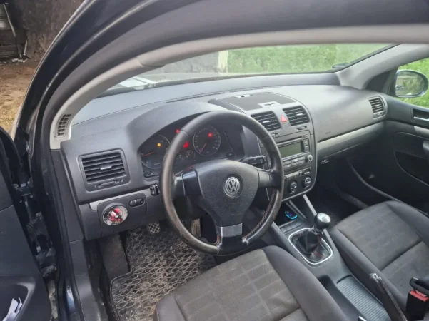 Shitet makine Golf 5 Nafte, blu manuale Kondicioner