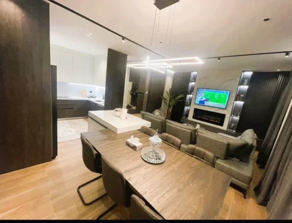 Tirane, shitet apartament 2+1+Aneks+Ballkon Kati 1, 152 m² 420.000 € 