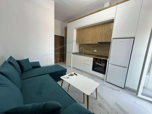 Tirane, jepet me qera apartament Studio Kati 2, 28 m² 250 € (Poliklinikes nr.6.)