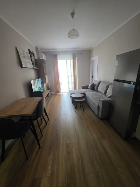 Tirane, jepet me qera apartament 2+1 Kati 3, 75 m² 600 € (5 maj)