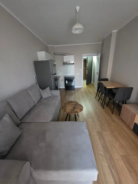 Tirane, jepet me qera apartament 2+1 Kati 3, 75 m² 600 € (5 maj)