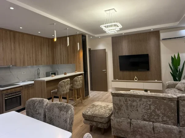 Tirane, jepet me qera apartament 2+1 Kati 4, 100 m² 800 € (Rruga L:ulishtes, Liqeni i Thate)
