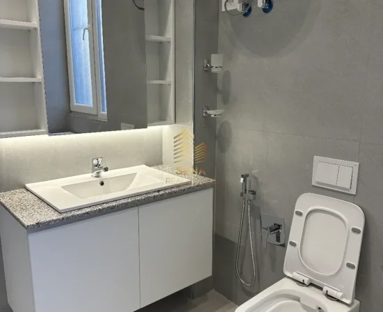 Tirane, jepet me qera apartament 2+1 Kati 0, 80 m² 600 € (Don Bosko)