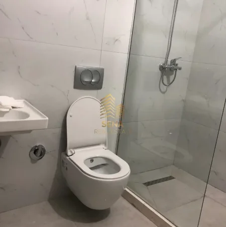 Tirane, jepet me qera apartament 2+1+Ballkon Kati 3, 100 m² 400 € (Misto Mame)