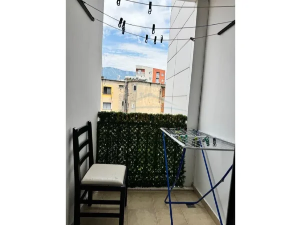 Tirane, shitet apartament 1+1 Kati 3, 81 m² 183.000 € (Brryli , Tirane)