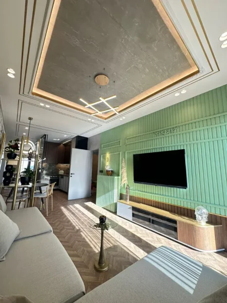 Tirane, jepet me qera apartament 1+1 , 1.100 € (Rruga e Kavajes)