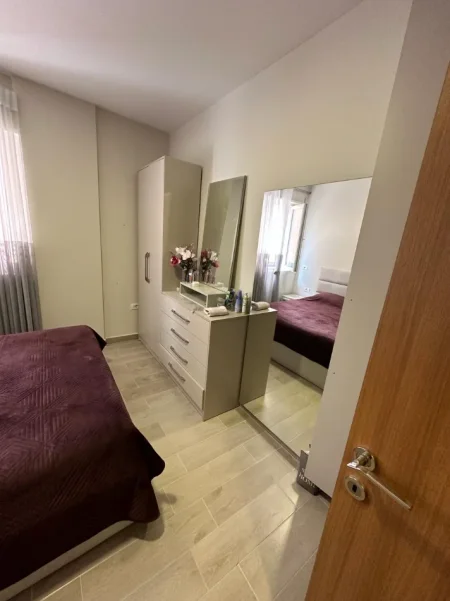 Tirane, shitet apartament 2+1+Ballkon , 101 m² 165.000 € (Rruga "Dalip Topi" Rezidenca "Platea")