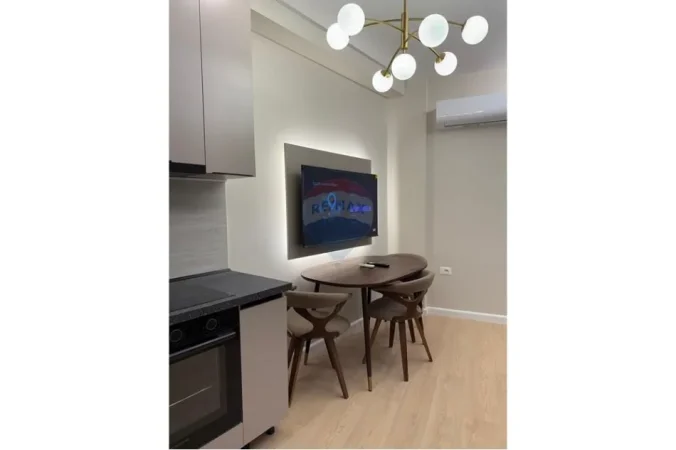 Tirane, jepet me qera apartament 1+1 ,