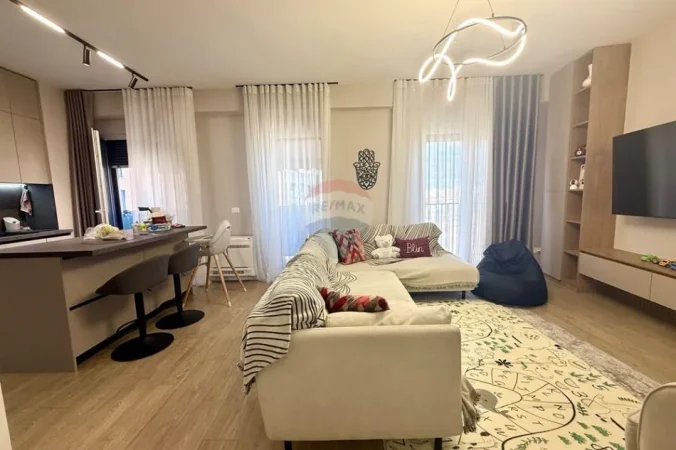 Apartament modern ne shitje tek Bulevardi i Ri! (349'000 Euro)