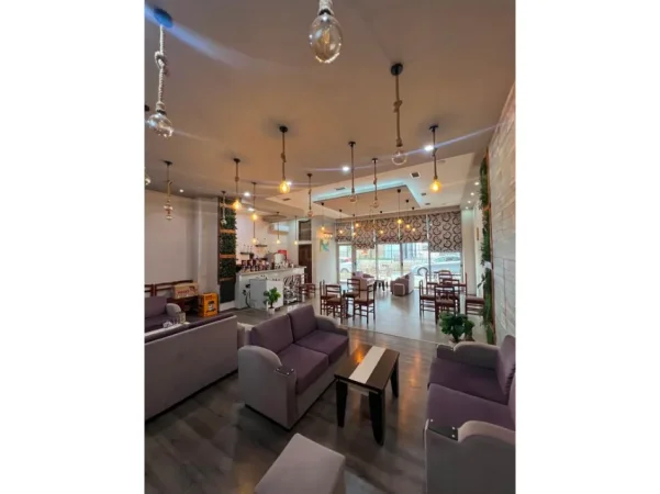 Qera, Bar Restorant, Kamez 0696069906