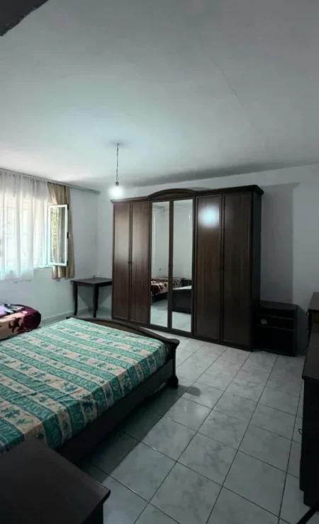Tirane, jepet me qera apartament 1+1 Kati 1, 65 m² 380 € (Zogu I Zi)