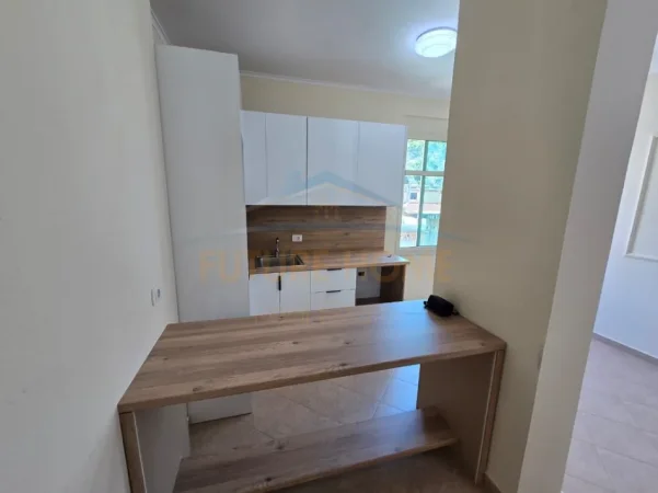 Shitet, Apartament 1+1, Shkembi Kavajes, Durres 0696069906