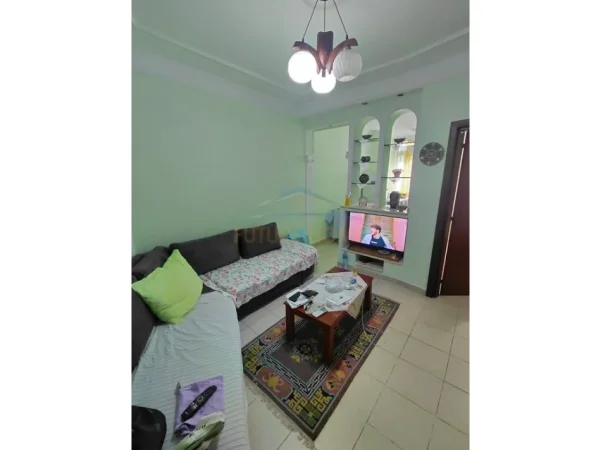 Shitet. Apartament 1+1, Shkembi Kavajes, Durres 0696069906