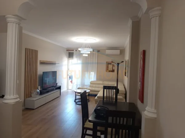 Qera, Apartament 1+1, 9 Katëshet, Tiranë. 0696069906