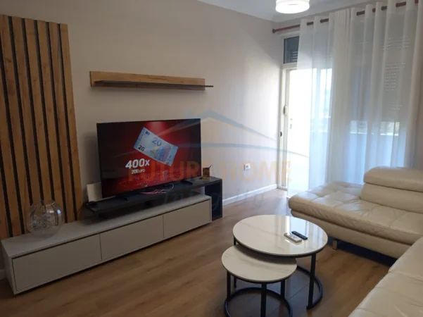 Qera, Apartament 1+1, 9 Katëshet, Tiranë. 0696069906