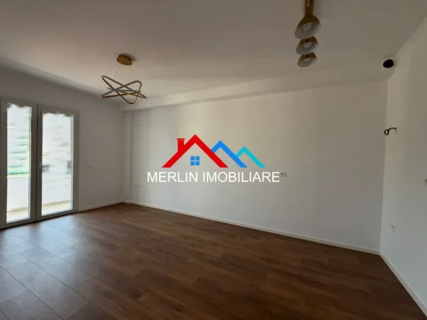 Tirane, shitet apartament 1+1+Ballkon Kati 3, 58 m² 128.000 € (RRUGA DRITAN HOXHA)