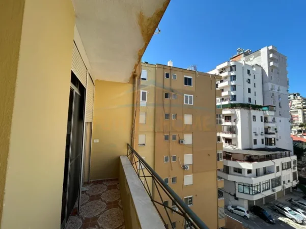 Shitet, Apartament 1+1, Qender, Durres 0696069906