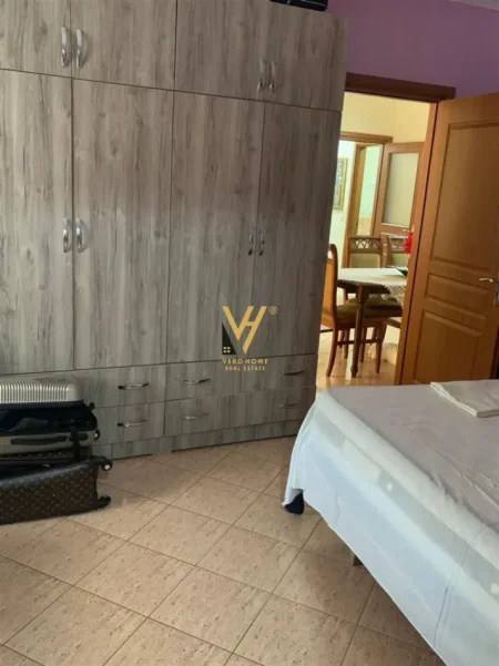 Tirane, jepet me qera apartament 2+1+Ballkon Kati 1, 95 m² 570 € (5 MAJI)