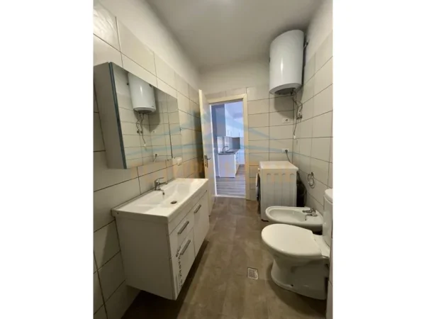 Qera, Apartament 1+1, Ish-Fusha e Aviacionit, Tiranë 0696069906