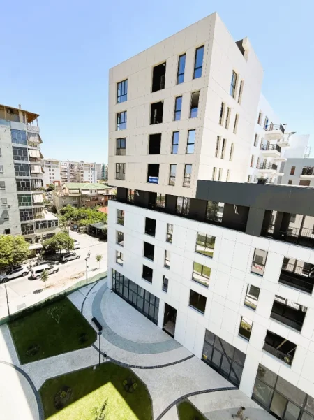 Tirane, shitet apartament 2+1+Aneks+Ballkon Kati 6, 105 m² 250.000 € (Prane Spak-ut)