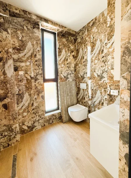 Tirane, shitet apartament 2+1+Aneks+Ballkon Kati 6, 105 m² 250.000 € (Prane Spak-ut)