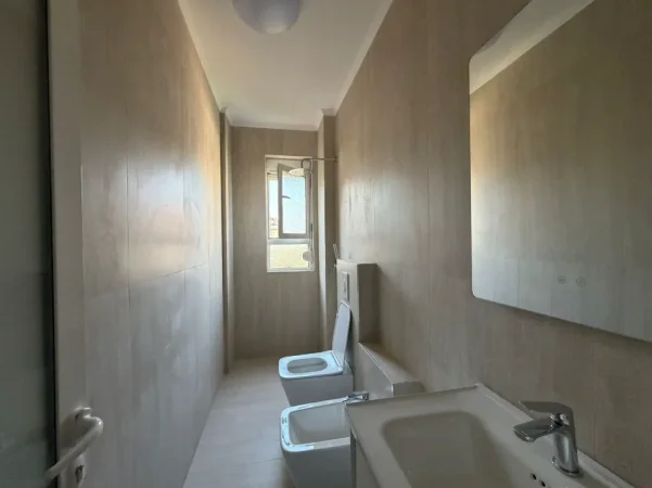 Tirane, shitet apartament 1+1 Kati 3, 47 m² 108.000 € (rruga dritan hoxha)