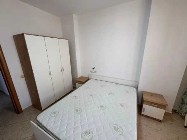 Tirane, jepet me qera apartament 1+1 , 64 m² 550 € (RRUGA E ELBASANIT)