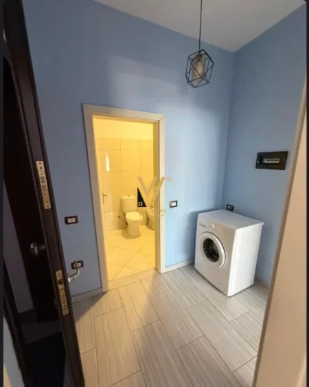 Tirane, jepet me qera apartament 1+1+Ballkon Kati 3, 60 m² 520 € (ASTIR)