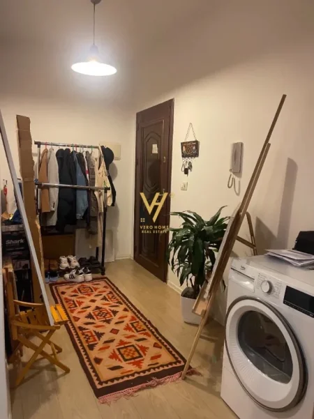 Tirane, jepet me qera apartament 1+1+Ballkon Kati 4, 70 m² 600 € (DON BOSKO)