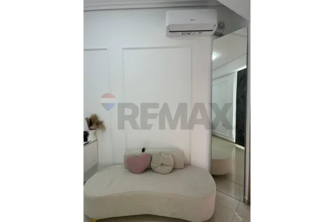 Vlore, jepet me qera ambjent biznesi Kati 0, 15 m² 200 € (Blv. Ismail Qemali,Conad, Vlore)