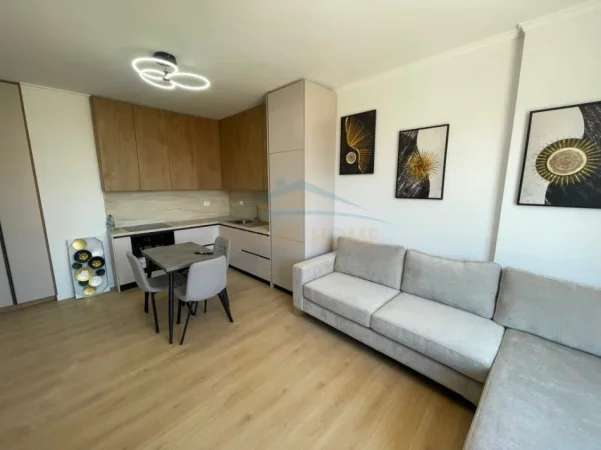 Tirane, jepet me qera apartament 1+1 Kati 2, 63 m² 400 € (Paskuqan)