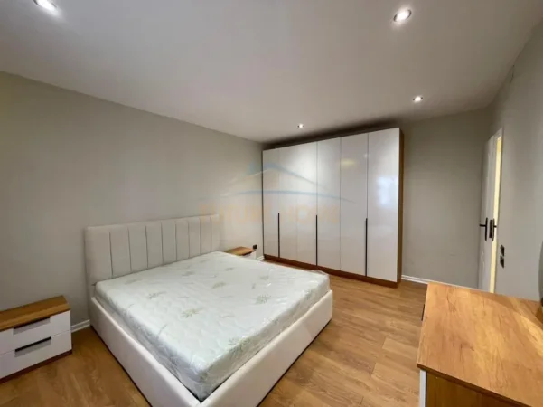 Tirane, jepet me qera apartament 2+1 Kati 2, 74 m² 640 € (Ali Demi)