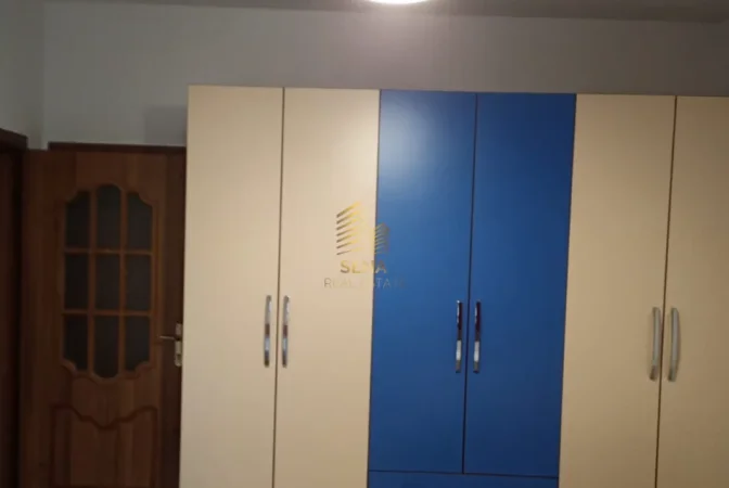 Tirane, jepet me qera apartament 1+1 Kati 2, 70 m² 500 € (Mine Peza)