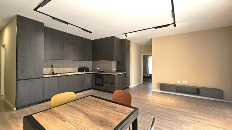 Tirane, shitet apartament 2+1+Ballkon Kati 8, 97 m² 220.000 € (KOMPLEKSI “E88”, RRUGA “DRITAN HOXHA”)