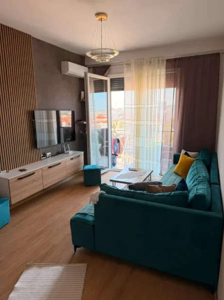 Tirane, shitet apartament 3+1+Aneks+Ballkon Kati 6, 110 m² 200.000 € (rruga 5 maji)