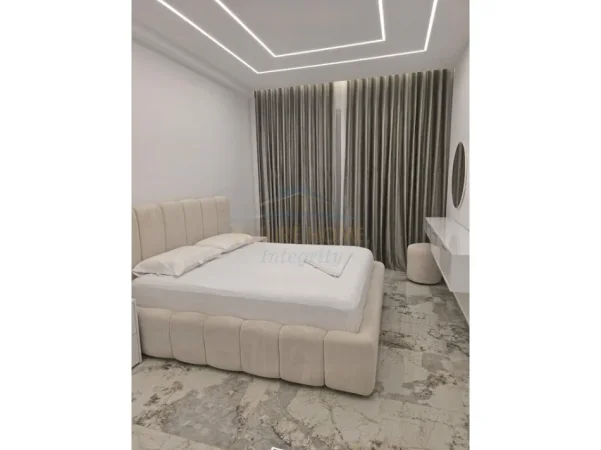 Tirane, jepet me qera apartament 1+1+Ballkon Kati 5, 75 m² 550 € (LITA CONSTRUCTION)