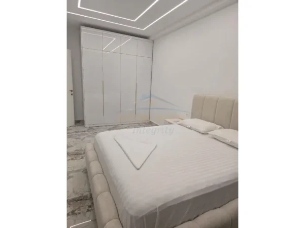 Tirane, jepet me qera apartament 1+1+Ballkon Kati 5, 75 m² 550 € (LITA CONSTRUCTION)