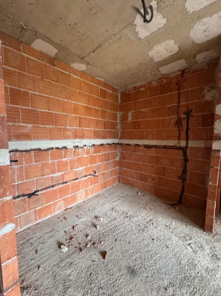 Tirane, shitet apartament 1+1+Ballkon Kati 7, 71 m² 88.500 € (Kompleksi Aluna)
