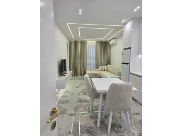 Tirane, jepet me qera apartament 1+1 Kati 5, 55.000 leke 75 m² (Paskuqan)