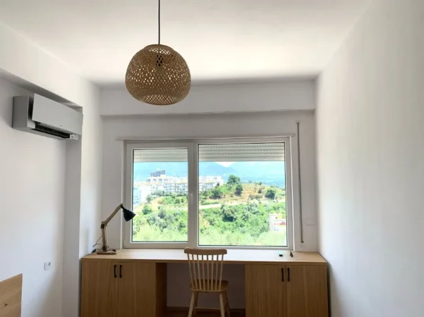 Tirane, jepet me qera apartament 2+1 Kati 1, 180 m² 1.200 € (Rezidenca "Kodra e Diellit")