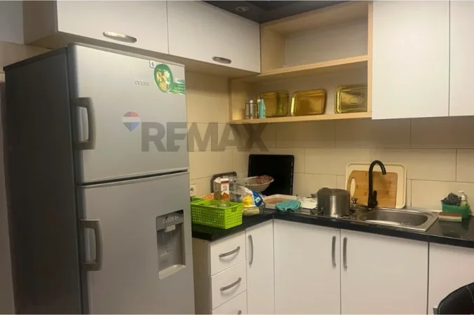 Tirane, jepet me qera garsonier Studio Kati 4, 40 m² (Qyteti Studenti)