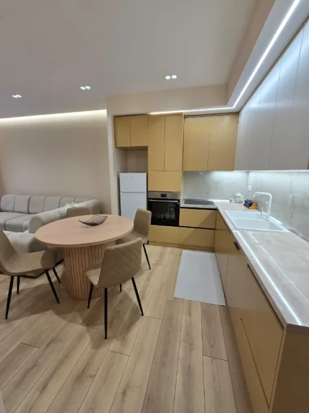 Tirane, jepet me qera apartament 2+1+Aneks+Ballkon Kati 4, 110 m² 933 € (Vizion Plus, Don Bosko)